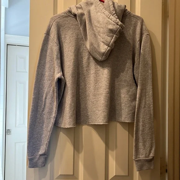BRANDY MELVILLE grey cropped hoodie - Picture 2 of 2